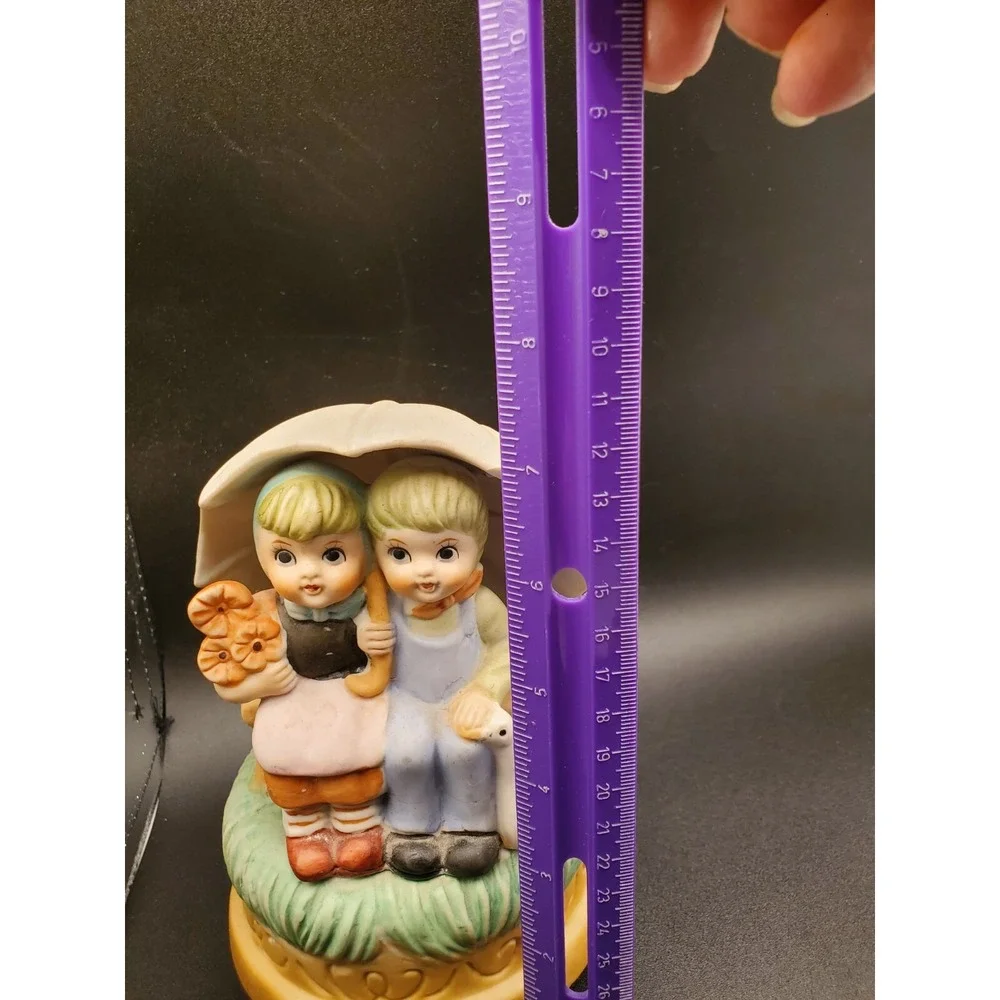 Vintage Porcelain Kids Umbrella Wind-up Music Box Musical Raindrops Keep Falling
